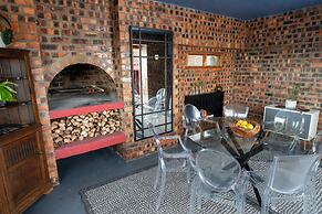 Yzerfontein 3 Bed House With Pool Sea Views