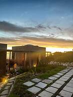 Yzerfontein 3 Bed House With Pool Sea Views