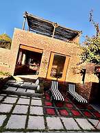 Yzerfontein 3 Bed House With Pool Sea Views