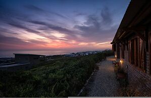 Yzerfontein 3 Bed House With Pool Sea Views