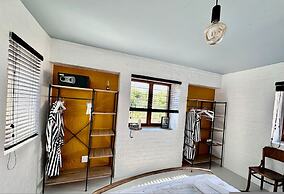 Yzerfontein 3 Bed House With Pool Sea Views