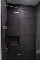 ONCE SUITES
