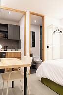 ONCE SUITES