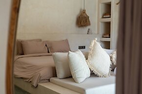 MAYIKI BOUTIQUE HOTEL