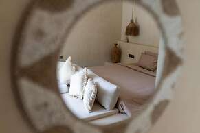 MAYIKI BOUTIQUE HOTEL