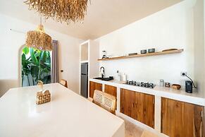 MAYIKI BOUTIQUE HOTEL