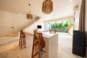 MAYIKI BOUTIQUE HOTEL