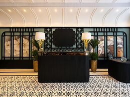 Ensora Hotel & Travel