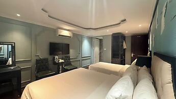 Ensora Hotel & Travel