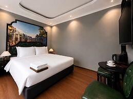 Ensora Hotel & Travel