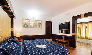Hotel Devidyar