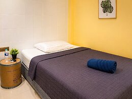 Sukhum Khaosan Au Bon Hostel