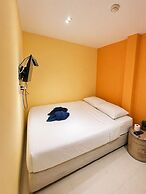 Sukhum Khaosan Au Bon Hostel