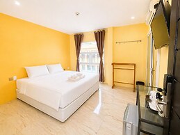 Sukhum Khaosan Au Bon Hostel