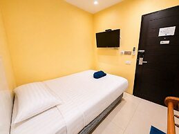 Sukhum Khaosan Au Bon Hostel