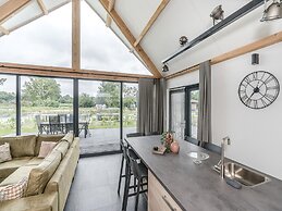 Spacious Holiday Park Villa for 10