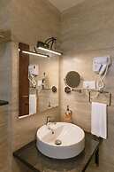 EVORA RESORT AND SPA