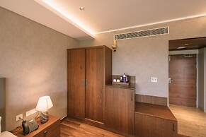 EVORA RESORT AND SPA