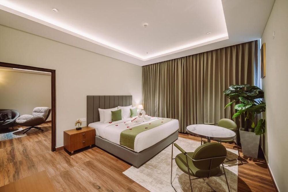 EVORA RESORT AND SPA