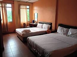 White House Hotel