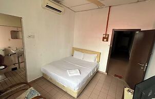 White House Hotel