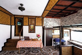 El Gordo'S Seaside Adventure Lodge
