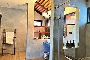 Le Baan Thai Boutique Villa