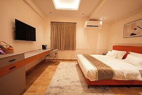 HOTEL CALIFORNIA