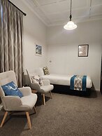 Alexandra Hotel