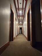 Alexandra Hotel