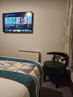 Alexandra Hotel