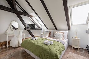 City Center Luxury Apartment 5th Element