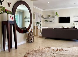 Hout Bay Gem 61 Milner
