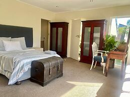 Hout Bay Gem 61 Milner