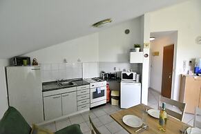 Prime Location Apartment Nicely Equipped