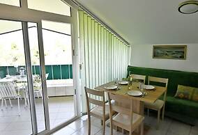Prime Location Apartment Nicely Equipped