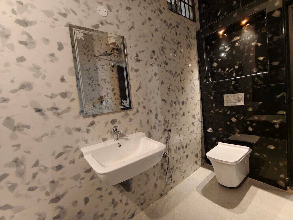 Fortune Suites