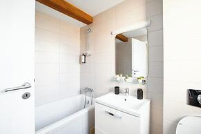 Apartment Sleeps 4 With Pets Welcome