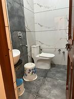 Mithilesh Hotel