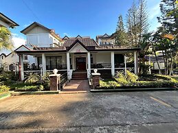 Topaz House By Gems Hotel