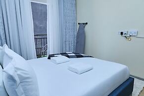 Tulivu By Edmor Suites