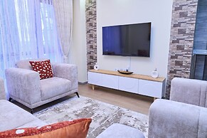 Tulivu By Edmor Suites