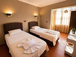 Evita Hotel