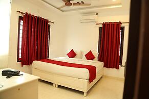 Hotel Ritzy Village