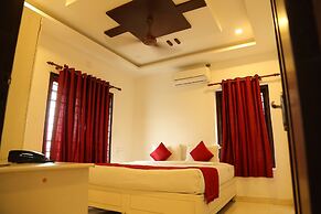 Hotel Ritzy Village