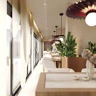Latyrian Hotel