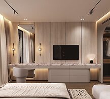 Latyrian Hotel