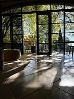 Room-frogs Pond Vineyards