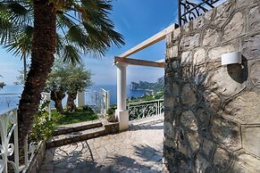 Belvedere apartament stunning sea view
