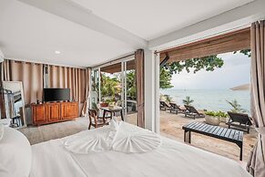 Room-charming Guest Room With Private Fa